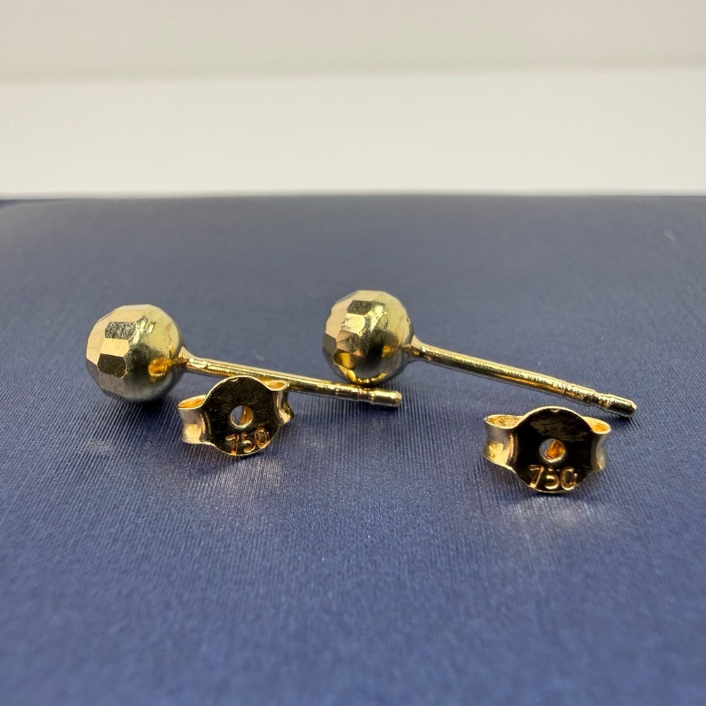 18K Genuine Gold Faceted Ball Stud Earrings (Preowned) - Picture 4 of 14